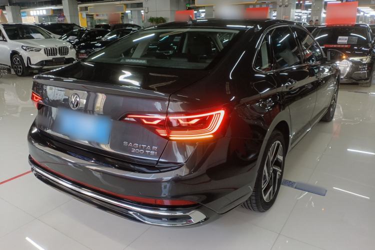 Used Volkswagen Sagitar 2023 200TSI DSG Excellence Edition
