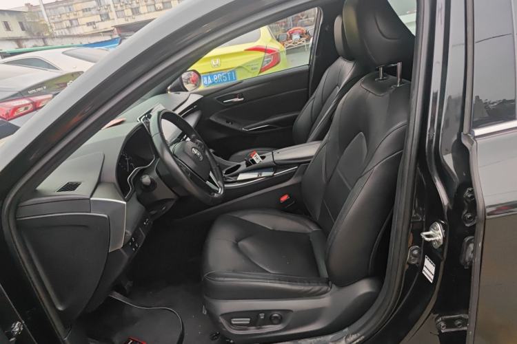 Used Toyota Avalon 2019 2.0L XLE Premium Edition China VI
