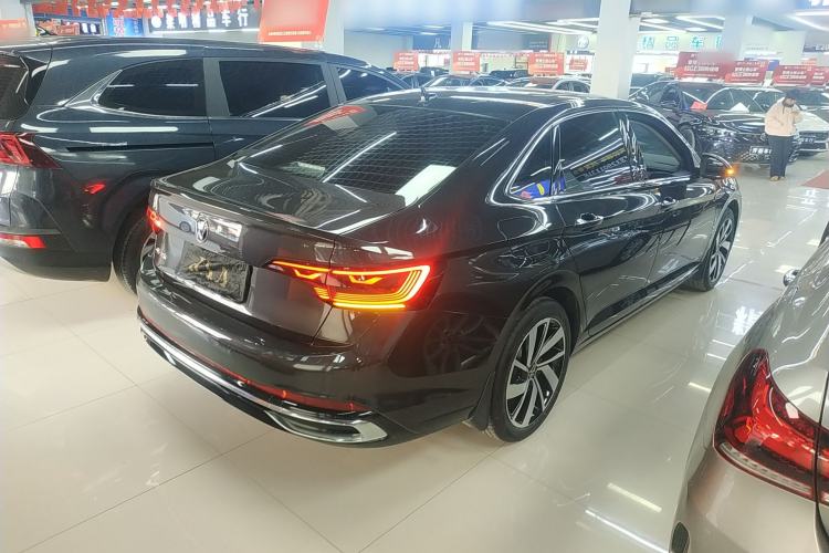 Used Volkswagen Sagitar 2024 300TSI DSG Excellence Edition
