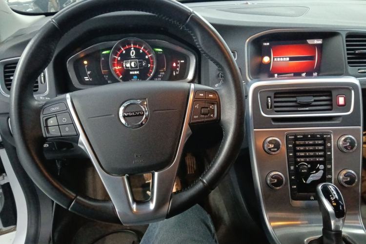 Used Volvo S60 2018 S60L T4 Smart & Ambitious Edition