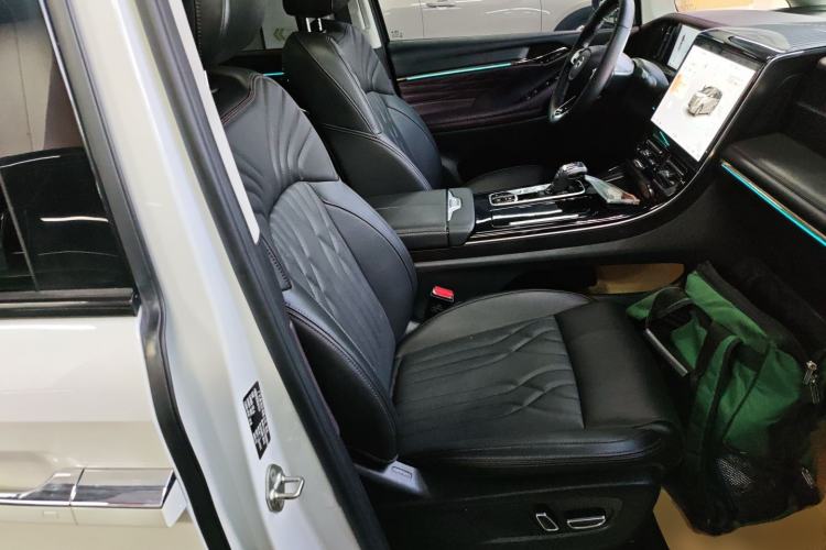 Used GAC Trumpchi M8 2024 Master Series Super Hybrid Edition