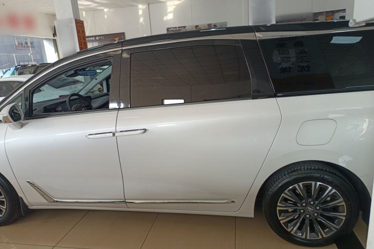 Used Buick GL8 2025 Lu Zun Deluxe Edition
