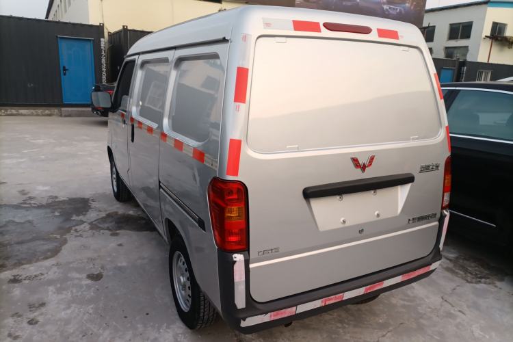 Used Wuling Zhiguang 2023 1.5L Utility Version with Enclosed Windows 2 Seats