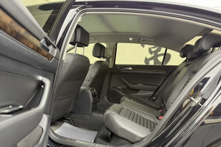 Used Volkswagen Magotan 2019 330TSI DSG Luxury Version China VI Standard