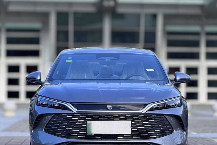 Used BYD Qin L 2025 DM-i Smart Drive 120KM Leading Model
