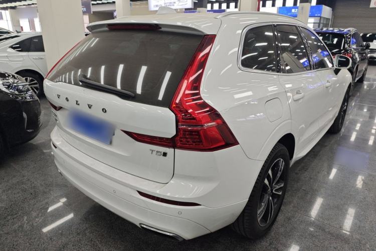 Used Volvo XC60 2019 T5 4x4 Zhiyuan Edition China VI Standard
