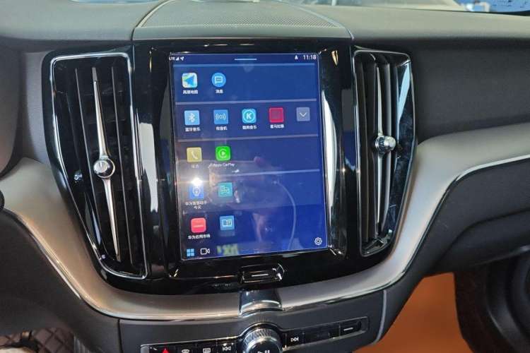 Used Volvo XC60 2024 B5 4x4 Smart Luxury Edition
