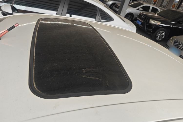 Used Ford Escort 2015 1.5L Automatic Fashion Model
