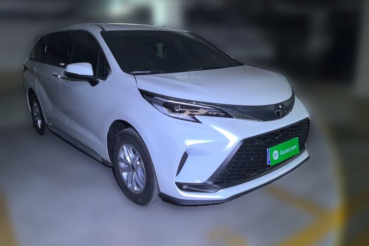 Used Toyota Granvia 2026 Model 2.5L Hybrid Comfort Edition