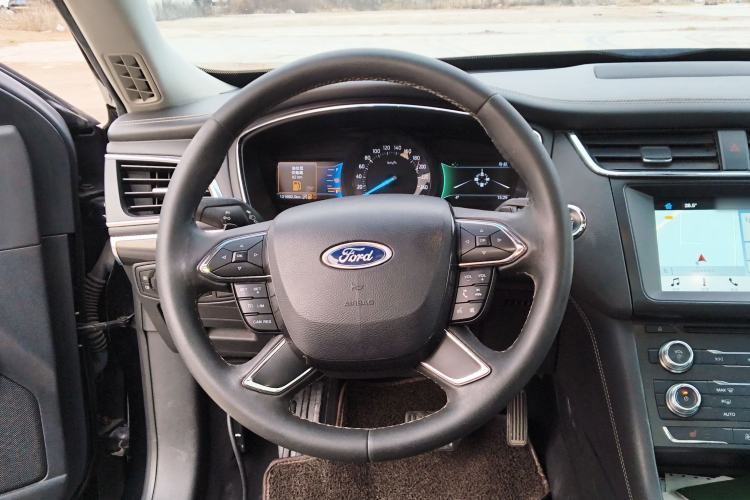 Used Ford Taurus 2016 EcoBoost 180 Luxury Model