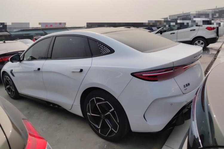 Used BYD Seal 2022 700 km Long-Range Rear-Wheel-Drive Version
