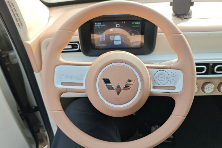 Used Wuling Hongguang MINIEV 2024 3rd Generation 215km Youth Edition
