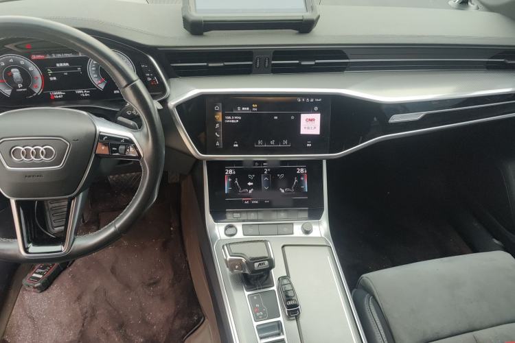 Used Audi A6L 2022 40 TFSI Luxury Dynamic Model
