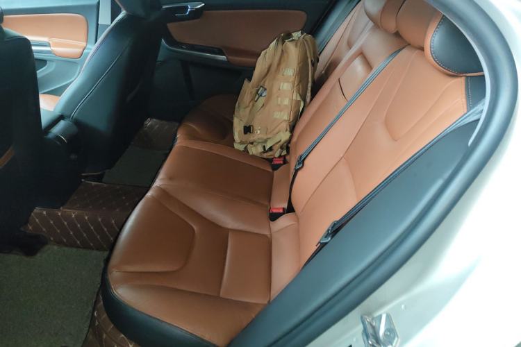 Used Volvo S60 2018 S60L T4 Zhiyuan Edition
