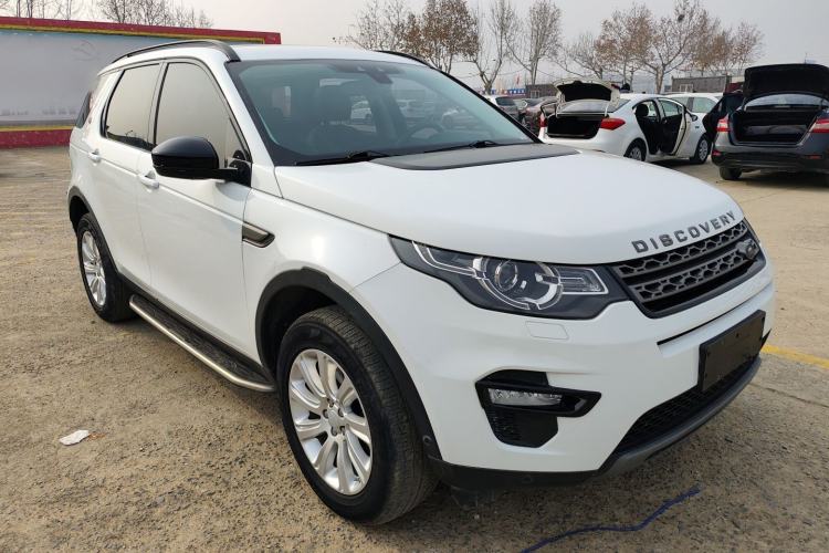 Used Land Rover Discovery Sport 2018 240 PS SE Version