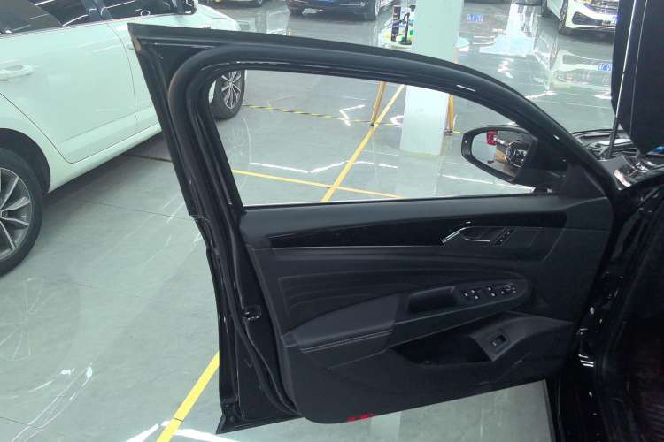 Used Volkswagen Passat 2022 280TSI Business Edition
