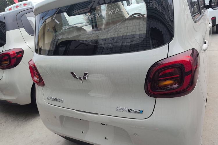Used Wuling Hongguang MINIEV 2025 Four-Door Version Advanced Edition

