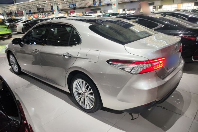 Used Toyota Camry 2019 2.5G Luxury Edition China VI Standard