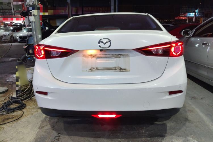 Used Mazda Mazda 3 Axela 2017 Sedan 2.0L Automatic Prestige Model China V Standard
