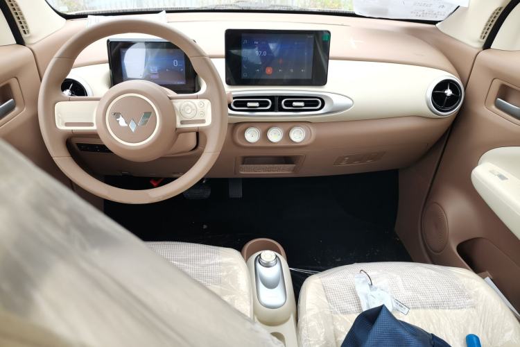 Used Wuling Hongguang MINIEV 2025 Four-Door Version Zhenxiang+ Edition