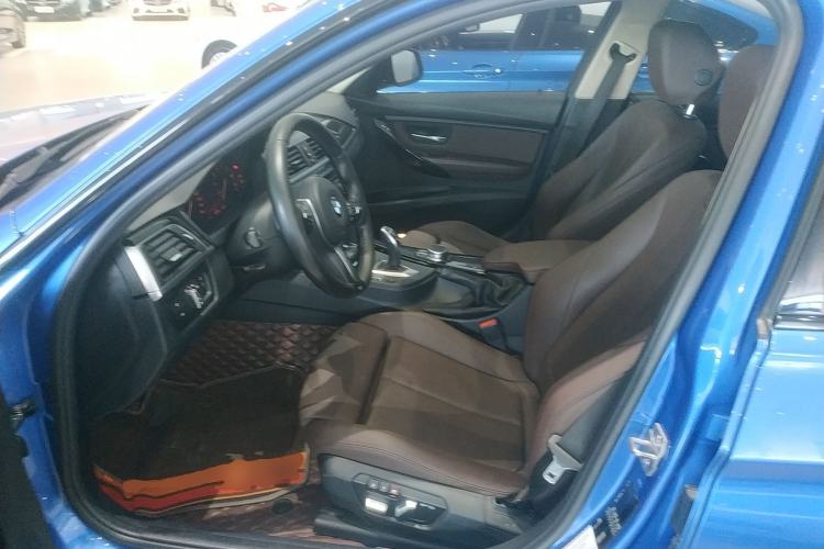 Used BMW 3 Series 2018 320Li Leading Model M Sport Package
