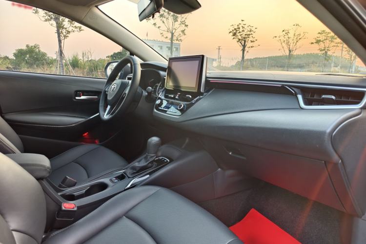 Used Toyota Corolla 2021 Dual-Motor 1.8L E-CVT Elite Edition