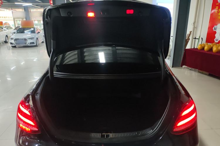 Used Mercedes-Benz E-Class 2018 Restyled E 300 L Sport Luxury Edition
