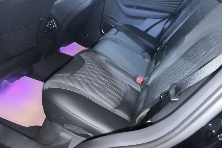 Used Hongqi HS5 2023 2.0T Qixiang Pro Edition
