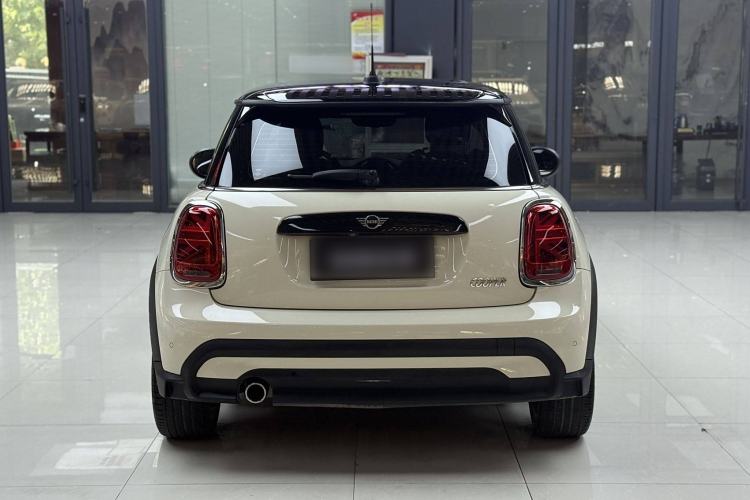 Used  MINI 2022 1.5T COOPER Classic Edition
