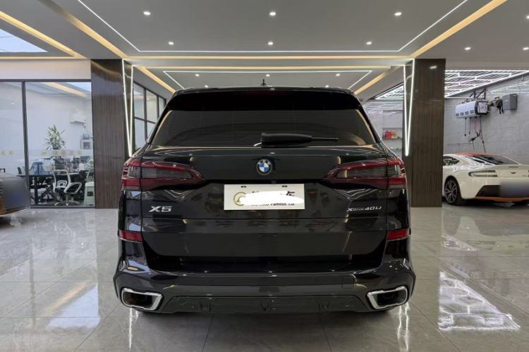 Used BMW X5 2022 xDrive 40Li M Sport Package
