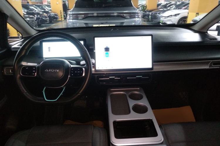 Used AION Y 2023 Younger Star Edition
