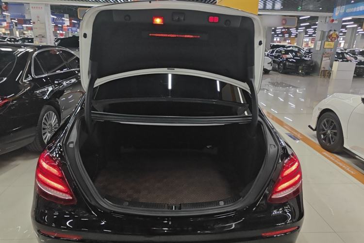 Used Mercedes-Benz E-Class 2019 E 300 L Sporty and Stylish Model
