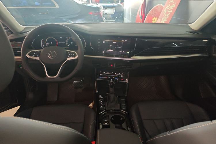 Used Volkswagen Passat 2025 Outstanding Model 330TSI Elite Edition
