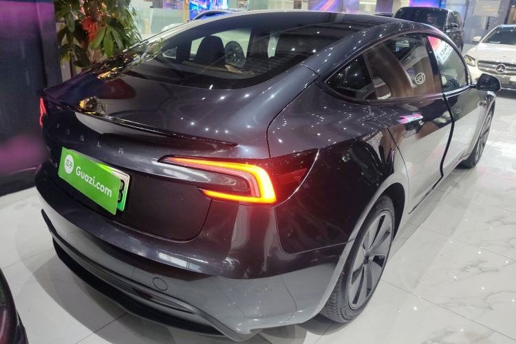 Used Tesla Model 3 2023 Rear-Wheel-Drive Version