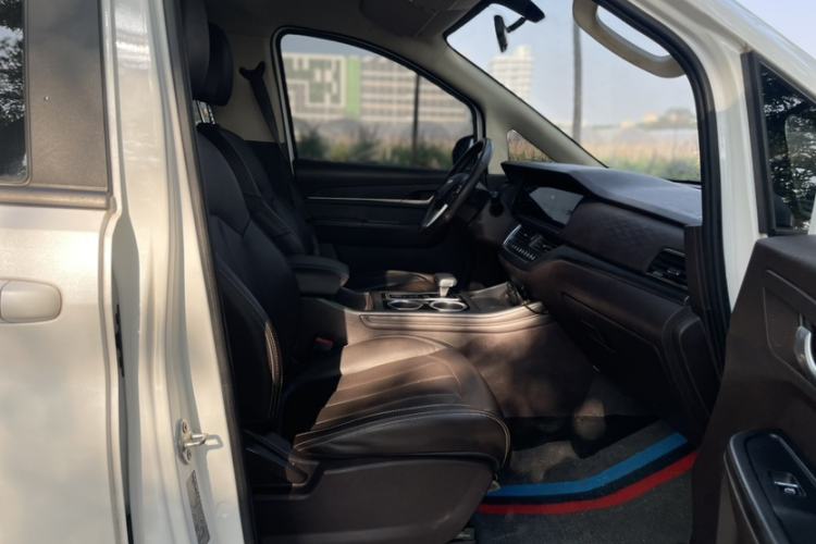 Used  Ruisheng Ace M7 2023 2.0L Automatic Long Wheelbase Business Version 9 Seats