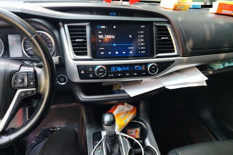 Used Toyota Highlander 2018 2.0T Four-Wheel Drive Prestige Version 7 Seats China VI Standard
