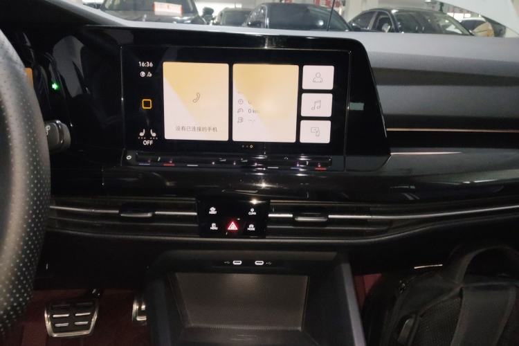 Used Volkswagen Golf 2023 Facelift 280TSI DSG R-Line Lite
