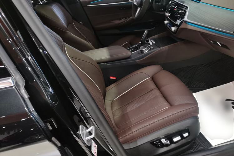 Used BMW 5 Series 2021 530Li Luxury Edition M Sport Package
