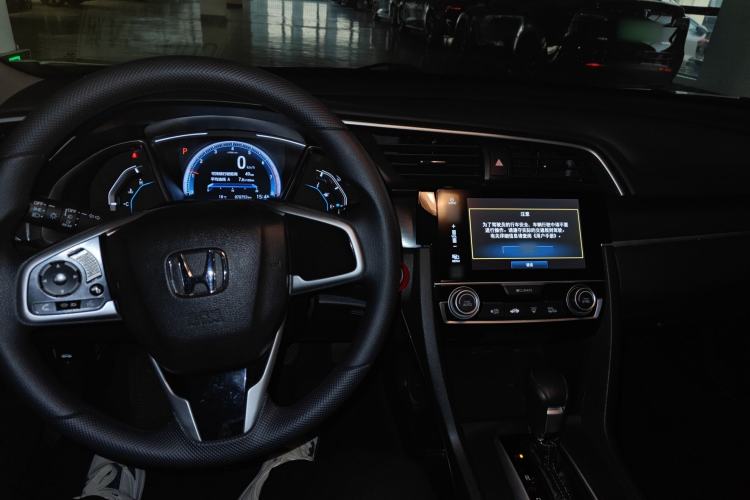 Used Honda Civic 2016 220TURBO CVT Luxury Edition