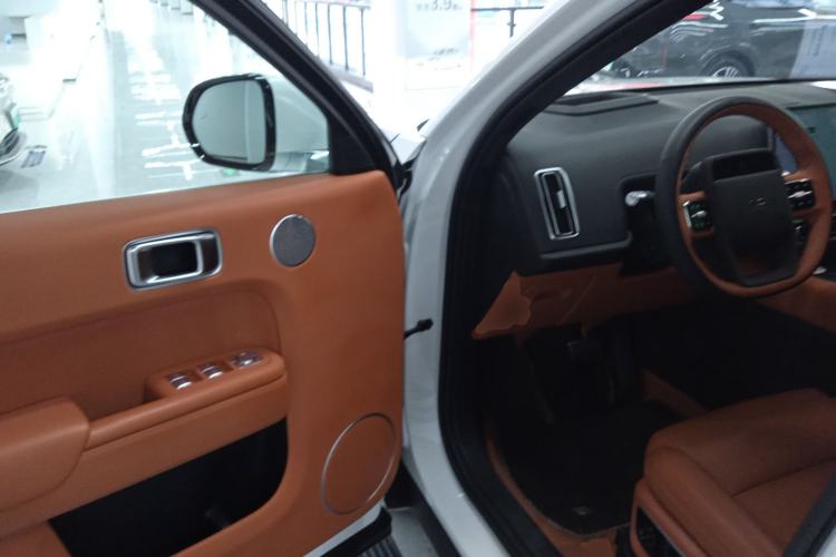 Used Li Auto L7 2023 Air model
