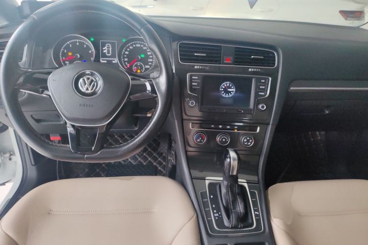 Used Volkswagen Golf 2017 230TSI Automatic Comfort Edition – Celebrating Milestone of One Million Units
