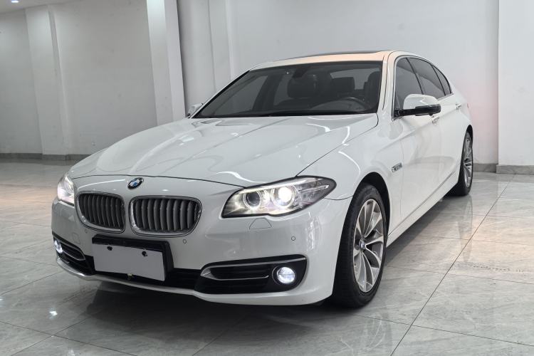 Used BMW 5 Series 2015 535Li Leading Model
