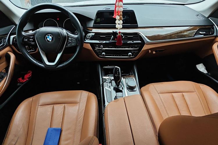 Used BMW 5 Series 2018 528Li Launch Special Edition
