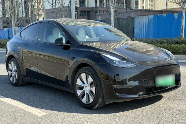 Used Tesla Model Y 2021 Standard Range Rear-Wheel Drive Version
