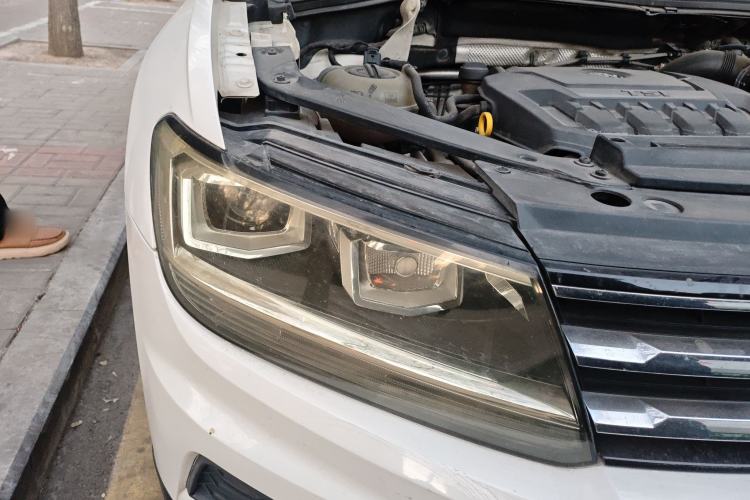 Used Volkswagen Tiguan L 2019 330TSI Automatic Two-Wheel Drive Luxury Edition China VI Standard
