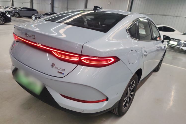 Used BYD Qin PLUS 2025 DM-i Smart Drive 120KM Superior Model
