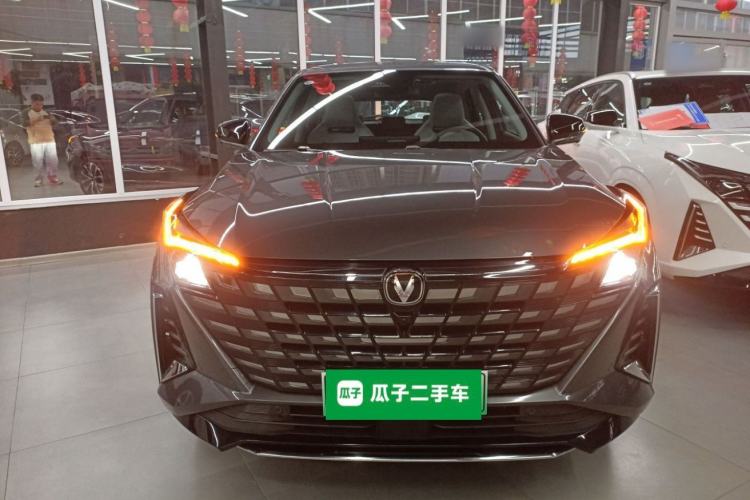 Used Changan UNI-Z New Energy 2024 Blue Whale Smart Electric iDD 125km Excellence Model
