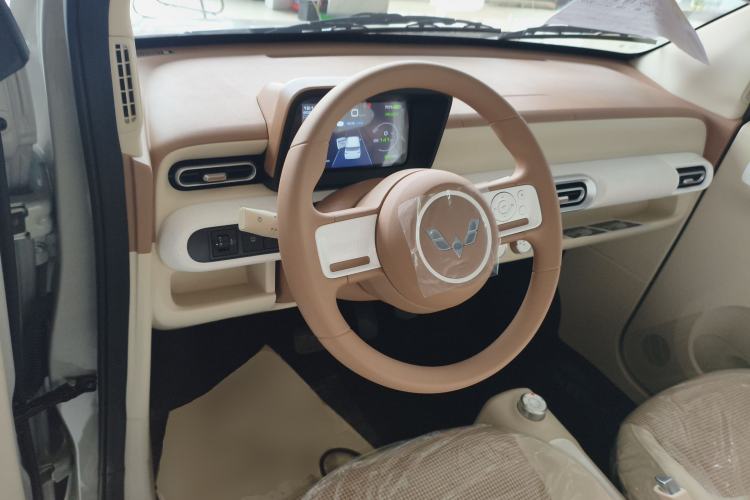 Used Wuling Hongguang MINIEV 2024 3rd Generation 215km Youth Edition