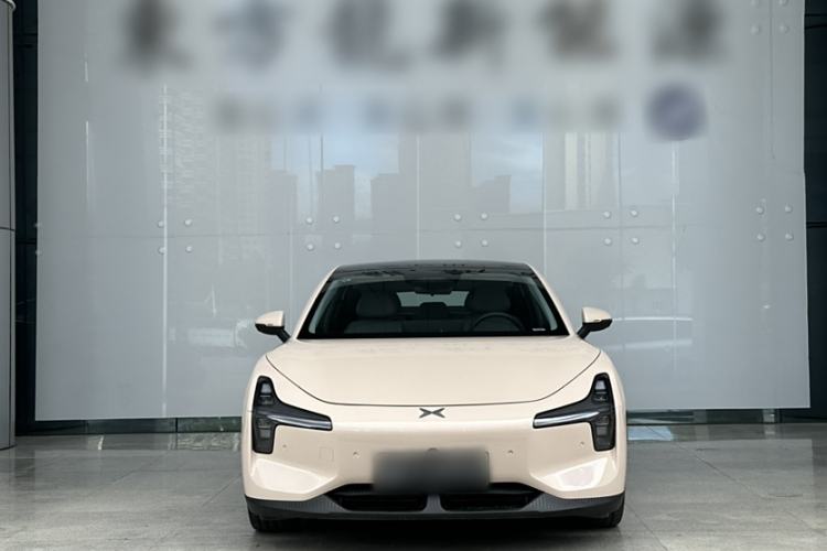 Used XPeng MONA M03 2024 620 with Ultra-Long Range
