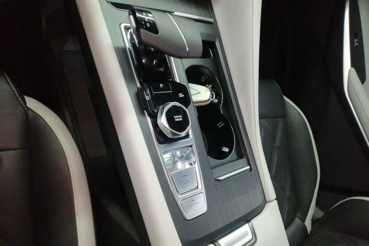 Used Changan CS75 PLUS 2023 3rd Generation 1.5T Automatic Prestige Model
